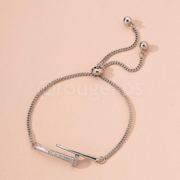 Rhinestone Embellished Silver Tone Nail Chain Dangle Bracelet Drawstring - Picture 2 of 4